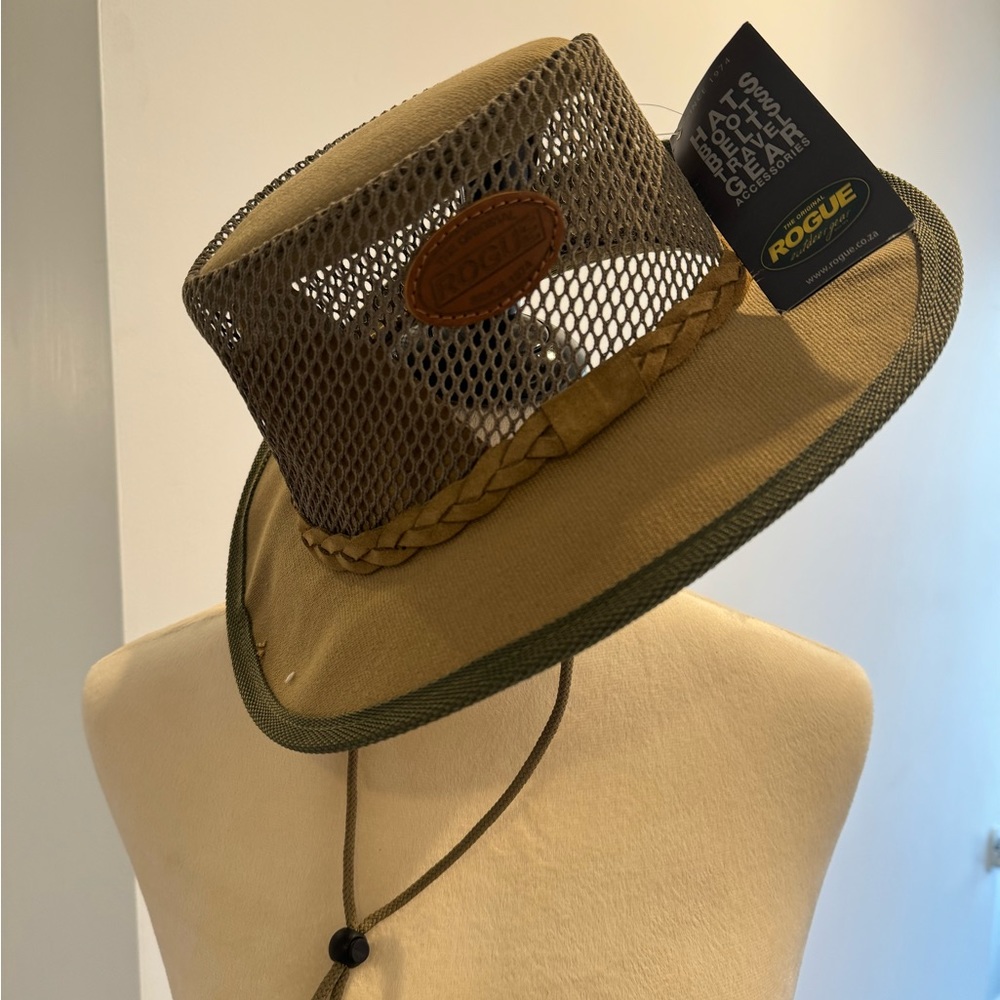 NWT Rogue South Africa Canvas hat with leather details.